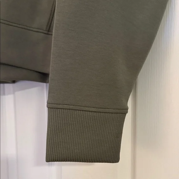 CALIA Women's Soft Scuba Mock Neck 1/4 Zip Muted Green NWT - Picture 7 of 11